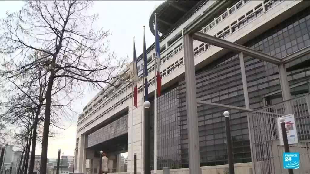 France balances tax relief and new charges in 2026 budget
