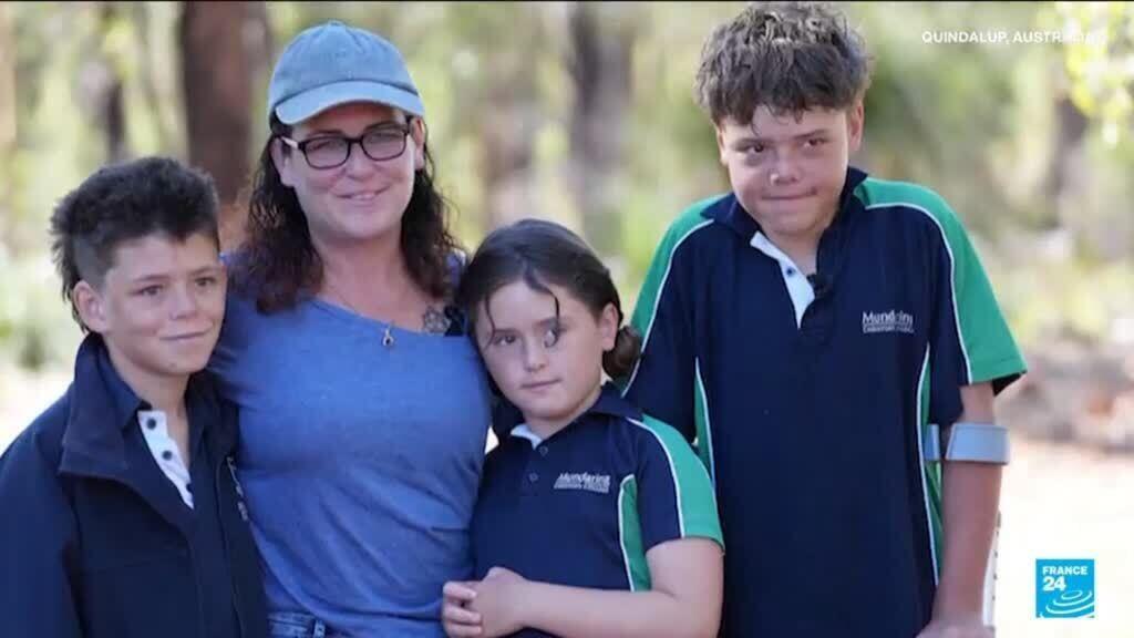 Australia 13-year-old swims for hours to save family swept out to sea