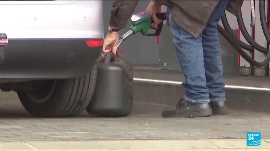 France announces crisis loans for firms hit by fuel-price surge