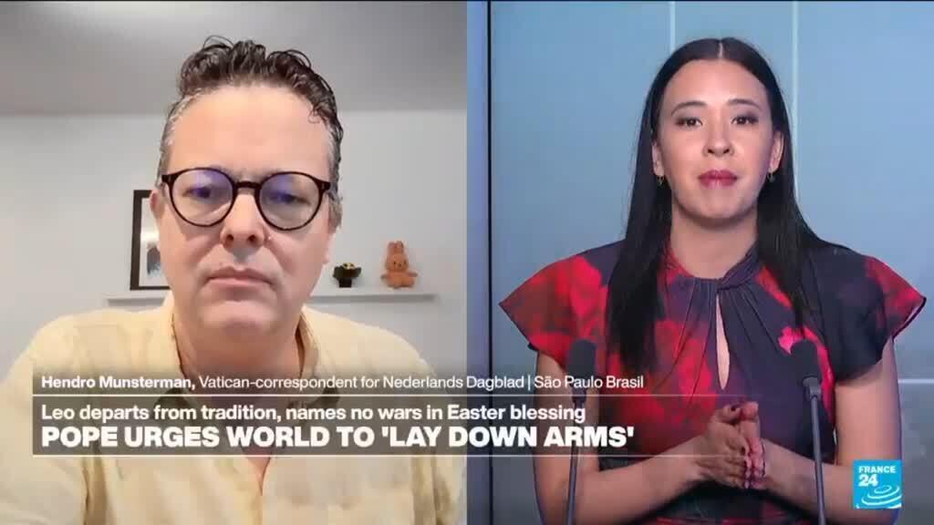 Pope urges world to 'lay down arms" and names no wars in Easter blessing