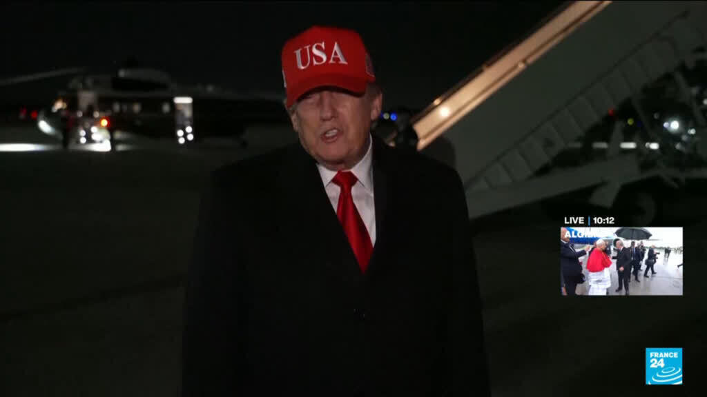 Oil surge as Trump says to blockade Hormuz after Iran talks fail