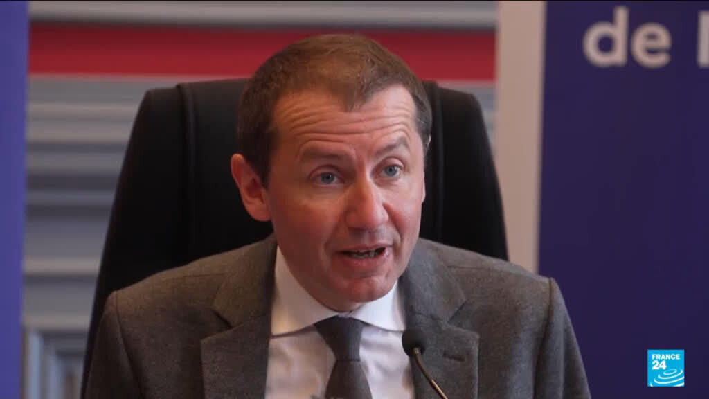 France father who confined son in van faces 30 years in jail