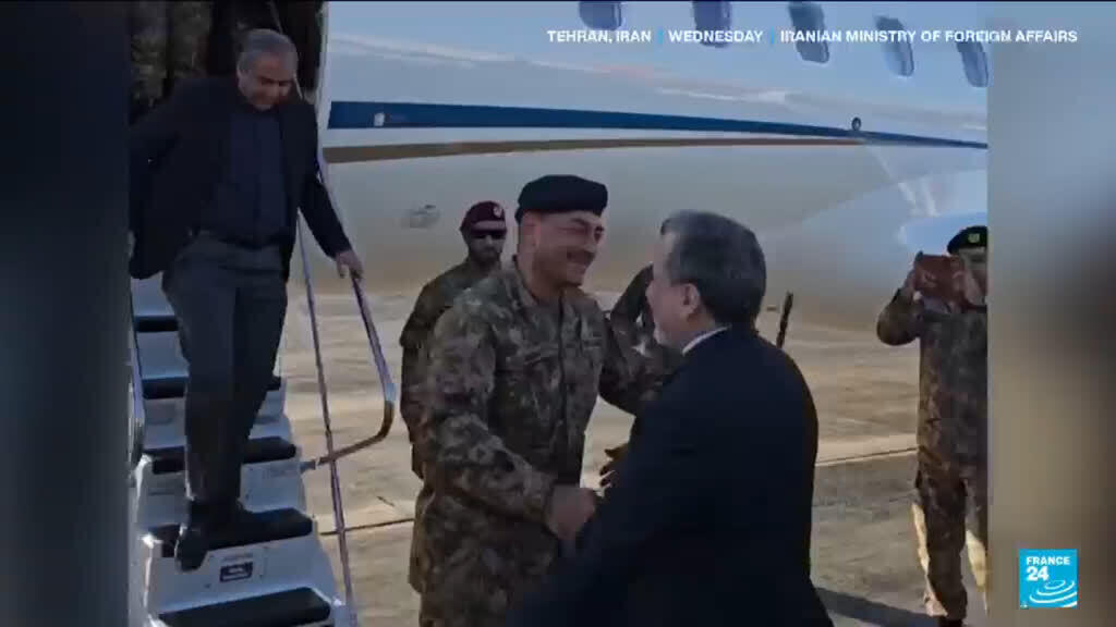 Pakistani army chief visits Tehran in hopes for renewed talks between US and Iran