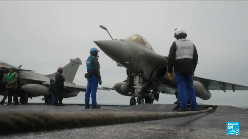 French aircraft carrier pre-positions for possible Hormuz mission