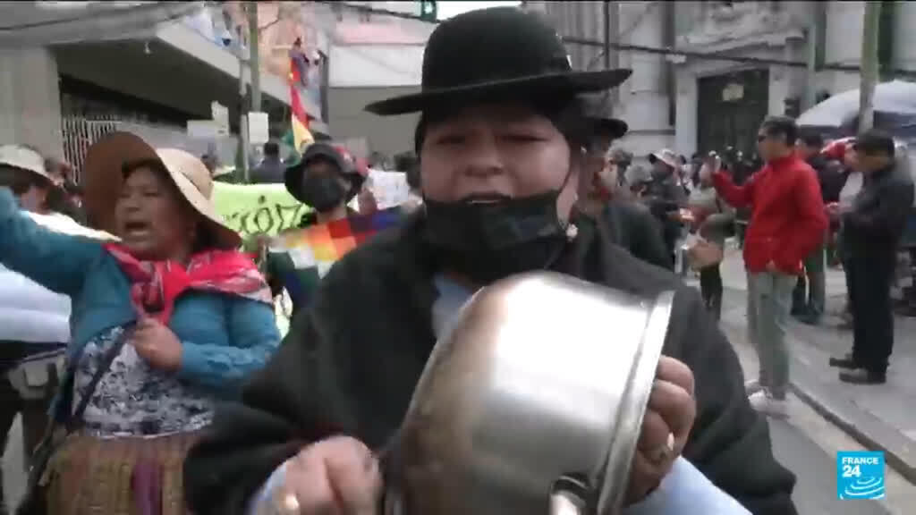 Bolivia at 'breaking point,' president warns protesters