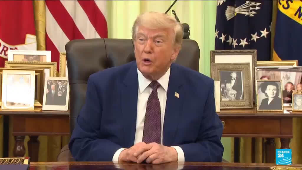 Trump slams 'unpatriotic' US House vote to end Iran war