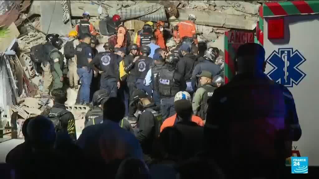 Venezuelans search rubble for quake survivors with thousands feared dead