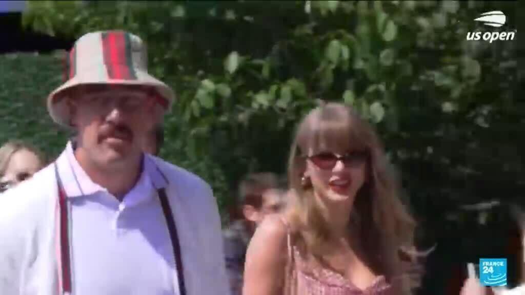 Fans flock to New York ahead of rumoured Taylor Swift wedding