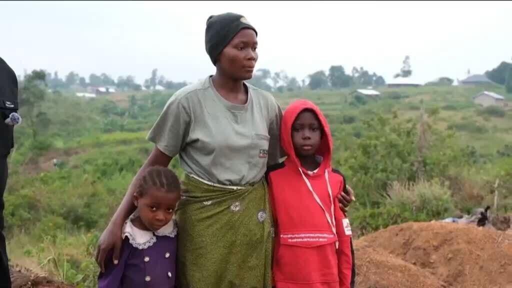 Ebola outbreak in DR Congo leaves hundreds dead and children orphaned