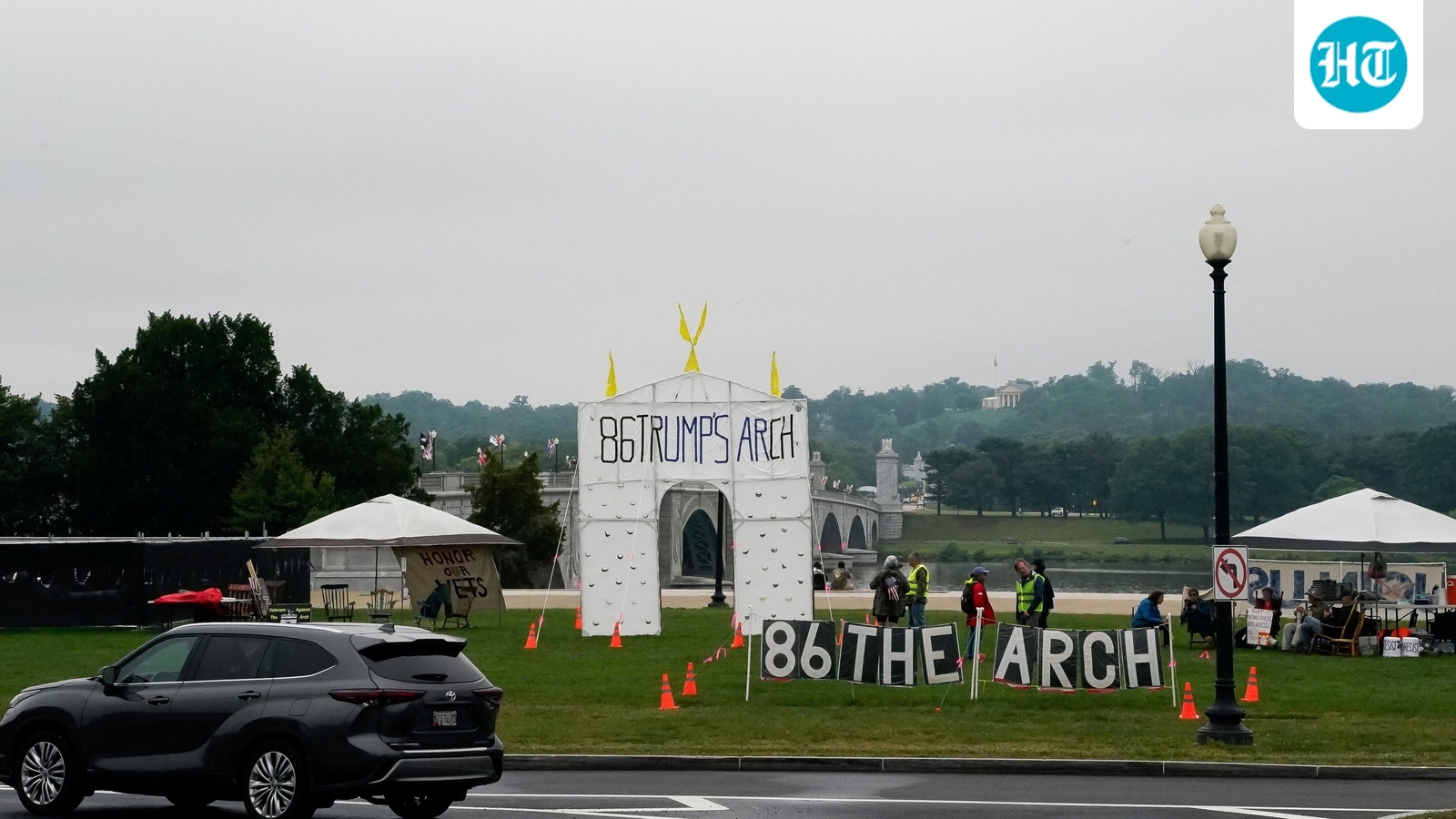 The ageing protesters trying to topple Washington’s ‘ego arch’