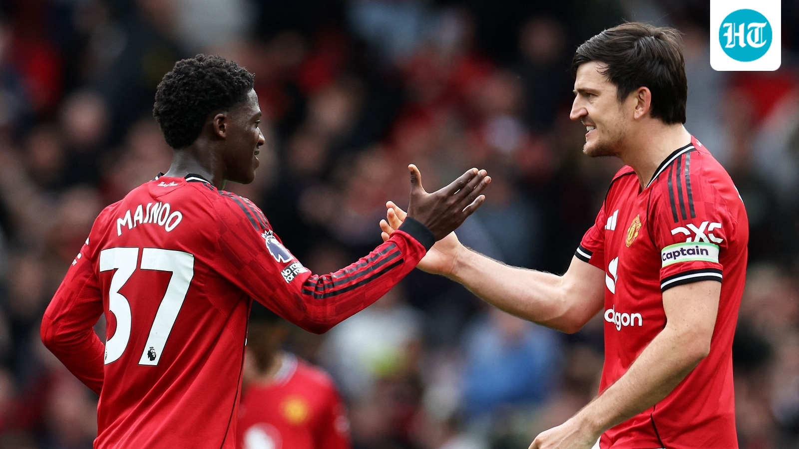 Manchester United beat Liverpool to secure Champions League qualification