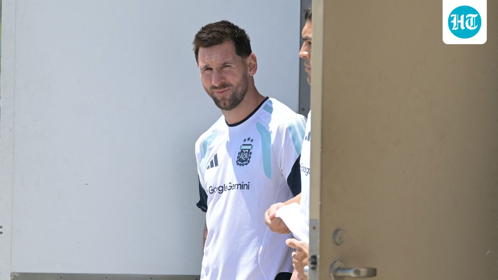 Lionel Messi's family issue strong statement as father Jorge battles health issue amid rumour storm