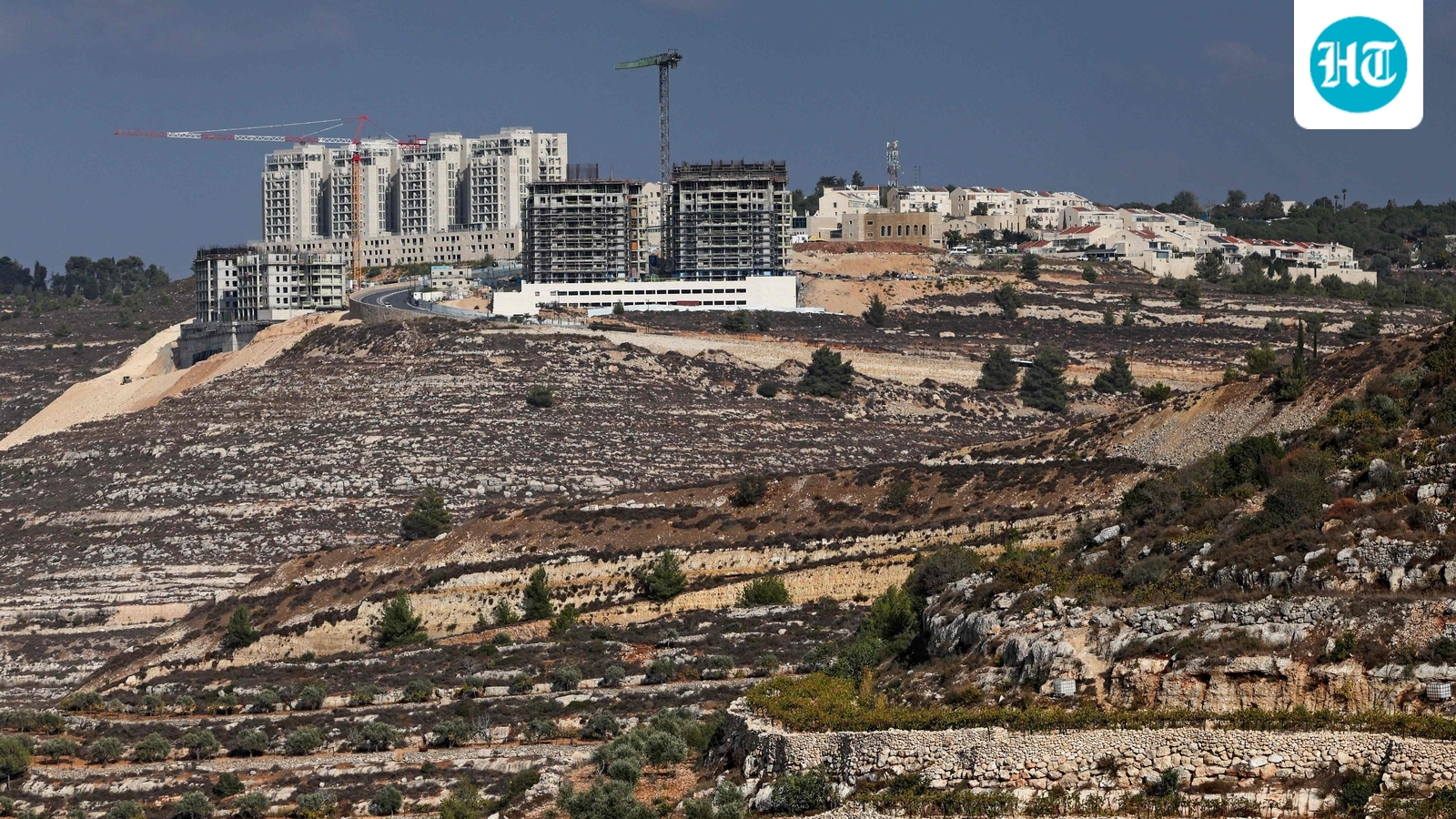 14 countries condemn Israel's expansion of West Bank settlements. What statement says