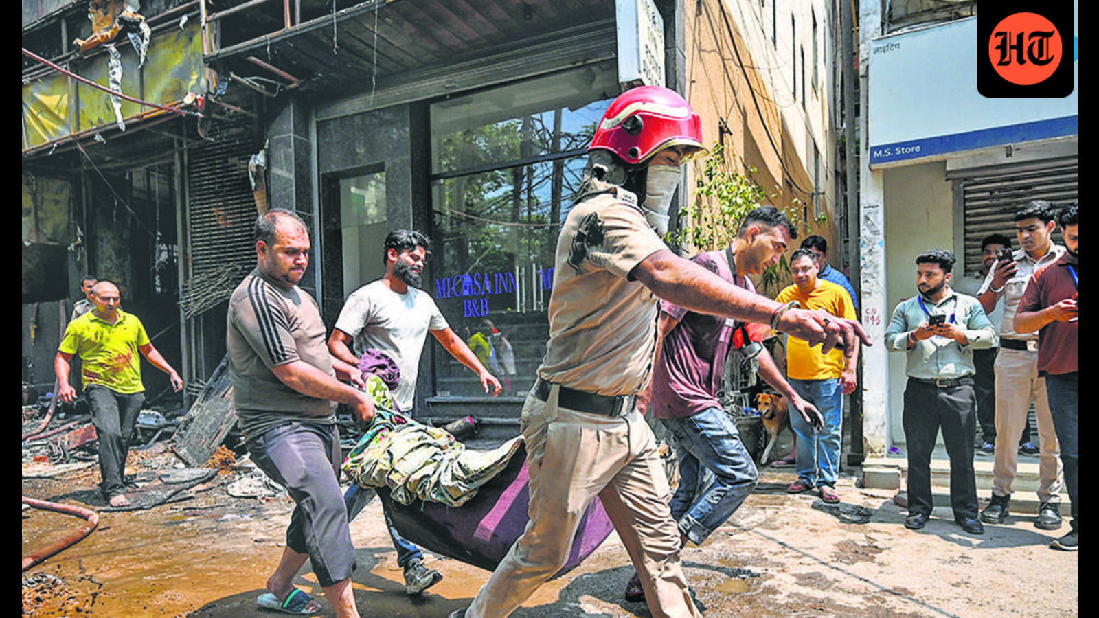 ‘We told them to jump’: Locals recall rescue efforts