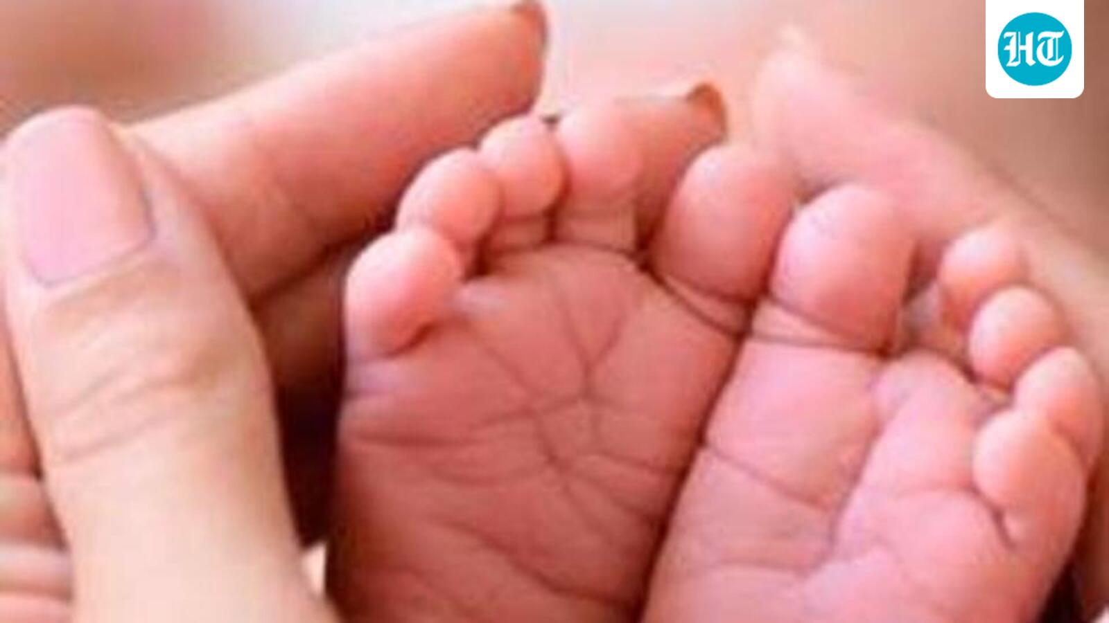 SC grants 12-week maternity leave to all adoptive mothers, removes 3-month age cap