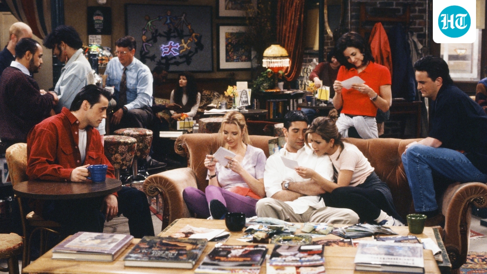 Lisa Kudrow appeals to future Warner Bros owner to preserve iconic Friends set: 'It's special to the whole industry'