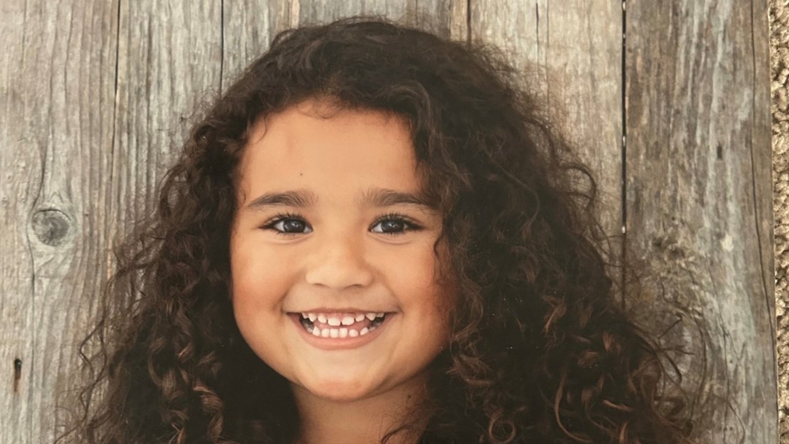 Who are Melodee Buzzard's parents? All on mother Ashlee and father Rubiell Meza