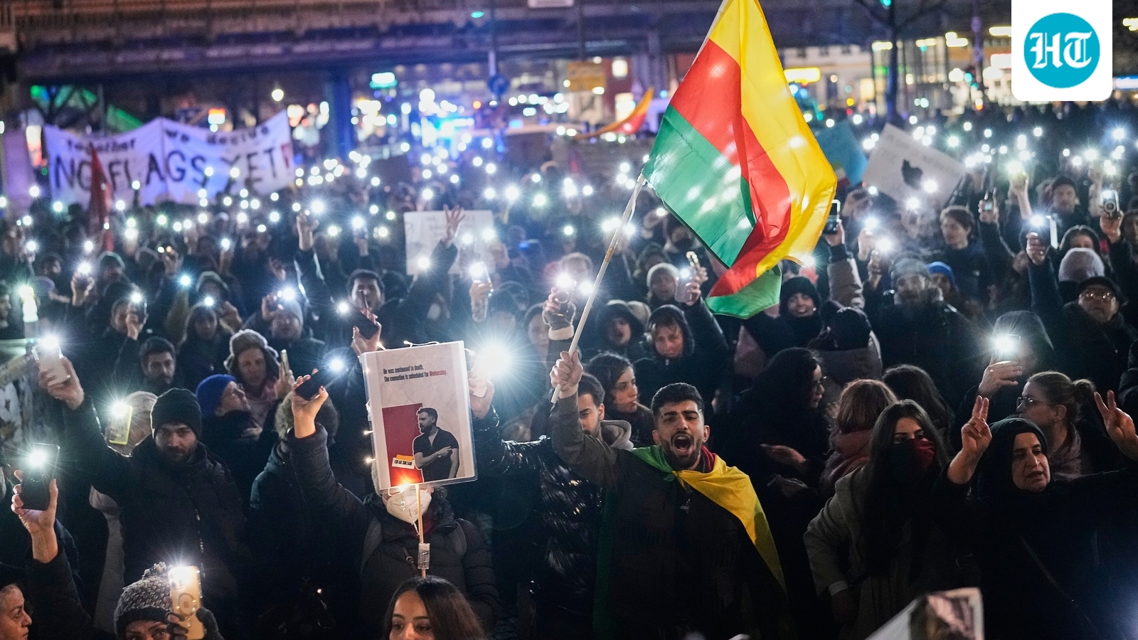 'I feel guilty': Iranian Journalist breaks down at UN while reading names of those killed in protests | Video
