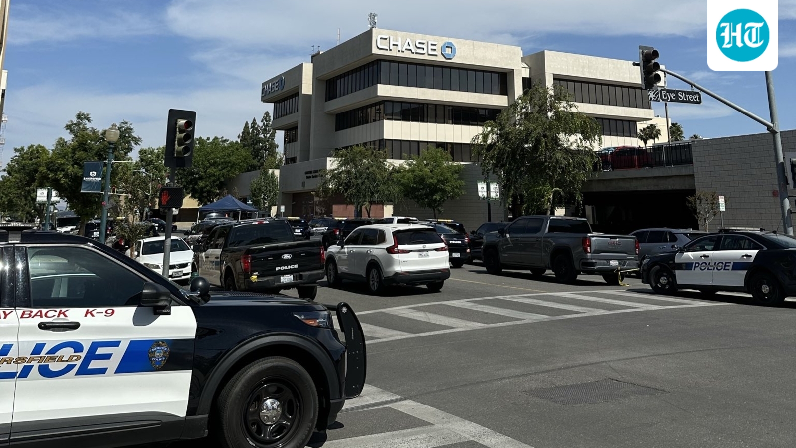 Bakersfield: Bomb threat, hostage situation unfurls near Chase bank; first details on suspect as scary videos emerge