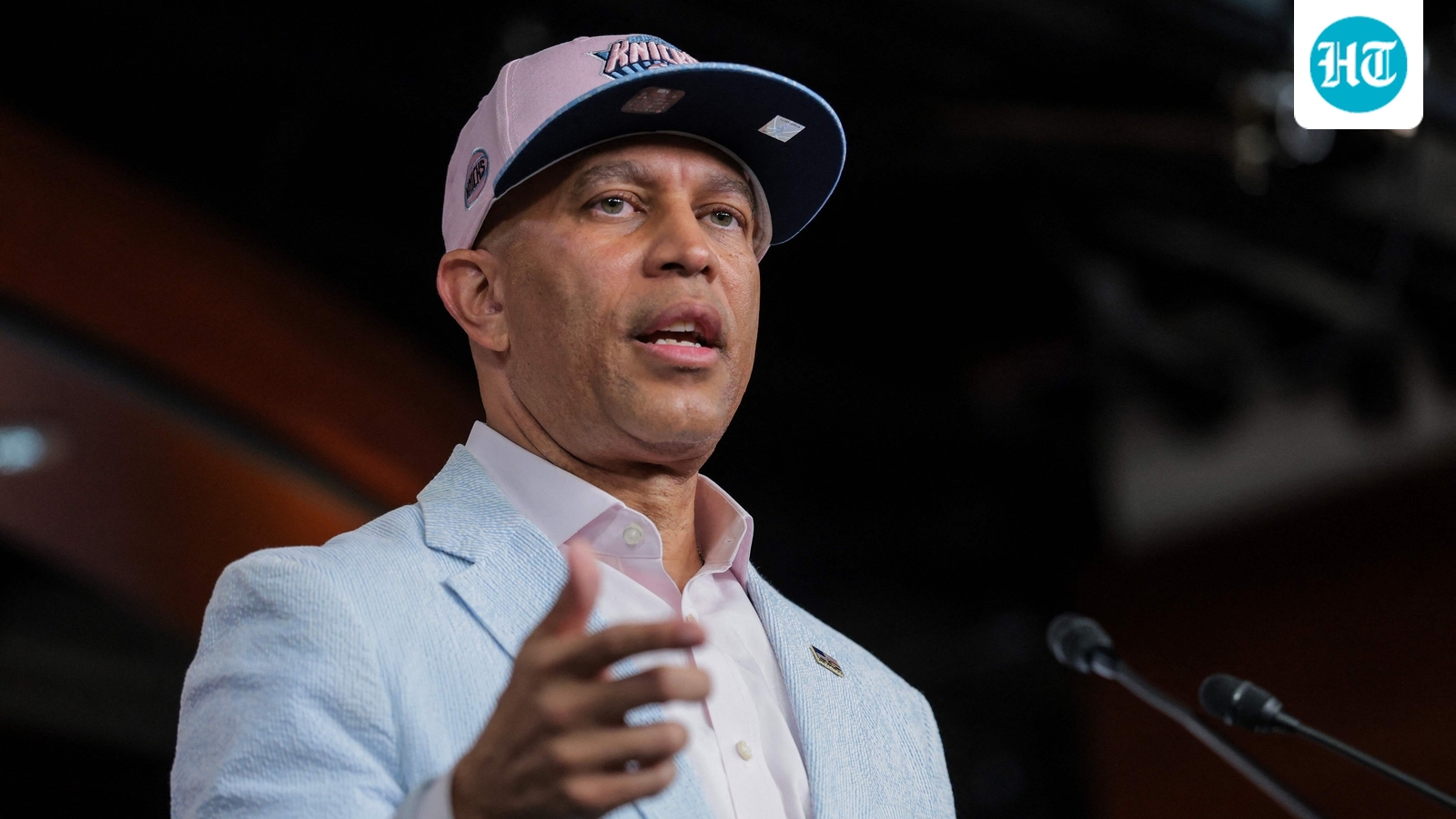 'Get lost!' Hakeem Jeffries tells Trump to stay away from Knicks vs Spurs Game 3