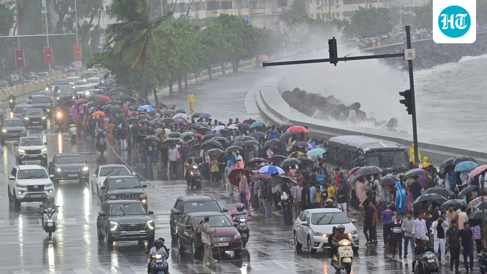 Red alert, WFH advisory, Pune link hit: Heavy rains disrupt daily life in Mumbai | Top 10 developments