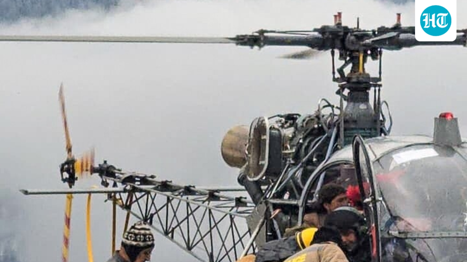 Indian Air Force helicopter airlifts 85-year-old woman as heavy snowfall lashes Himachal Pradesh | Watch