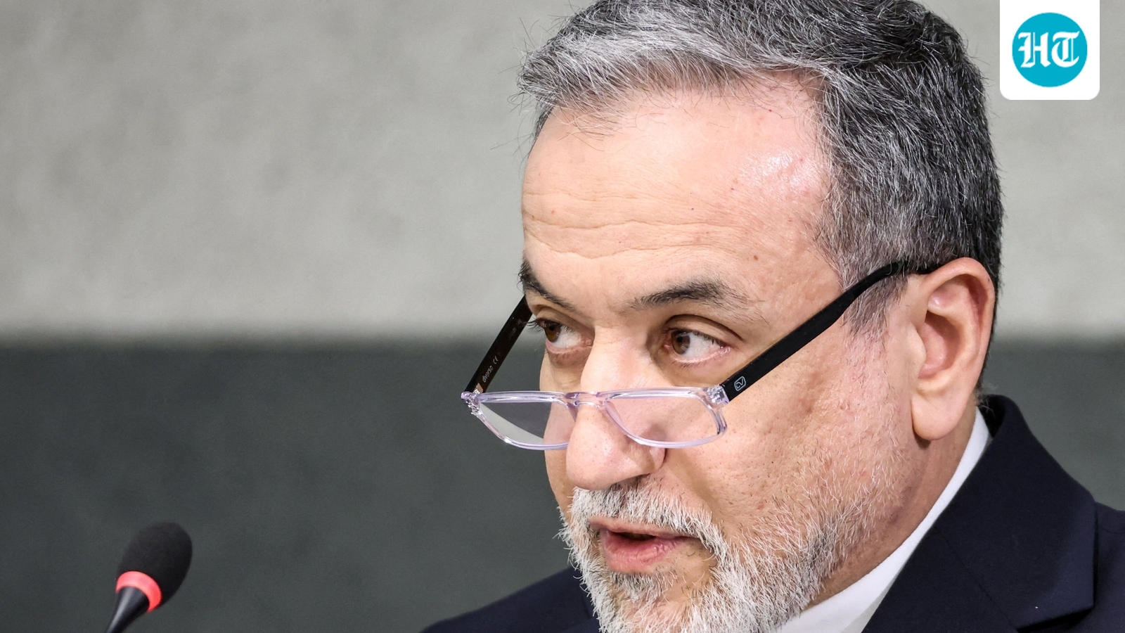 Iran's Foreign Minister Abbas Araghchi calls on Pakistan, Afghanistan to resolve differences through dialogue