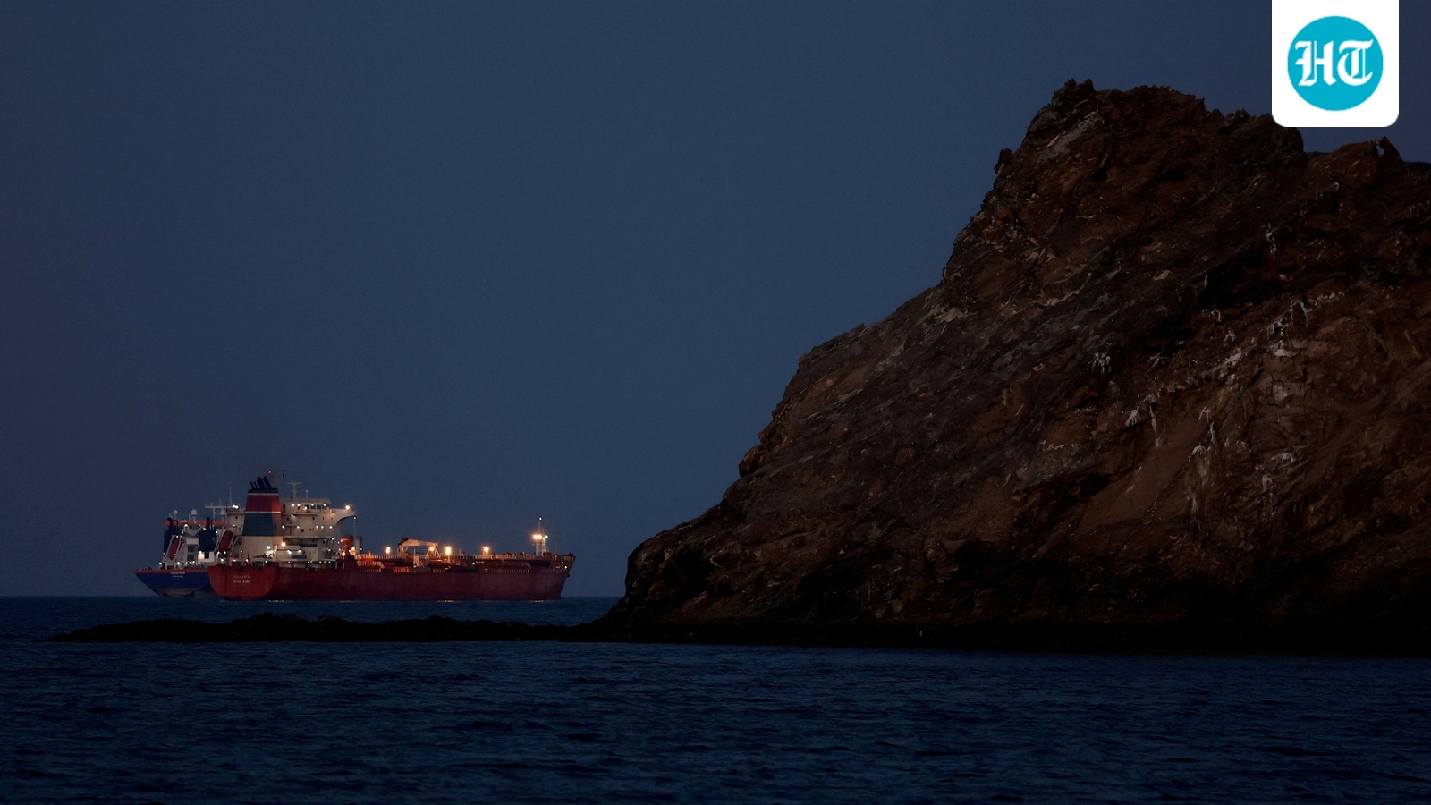 Iran to charge $1 per oil barrel toll from tankers passing Strait of Hormuz: Report