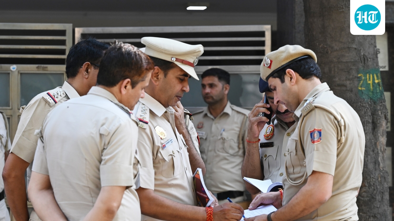Delhi Police cop who shot wife dead kills self using same service pistol