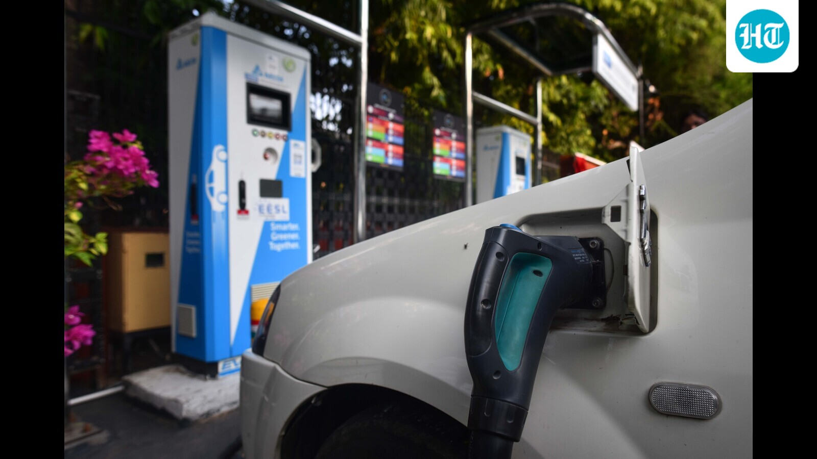 India’s EV push fails to scale, despite schemes and targets