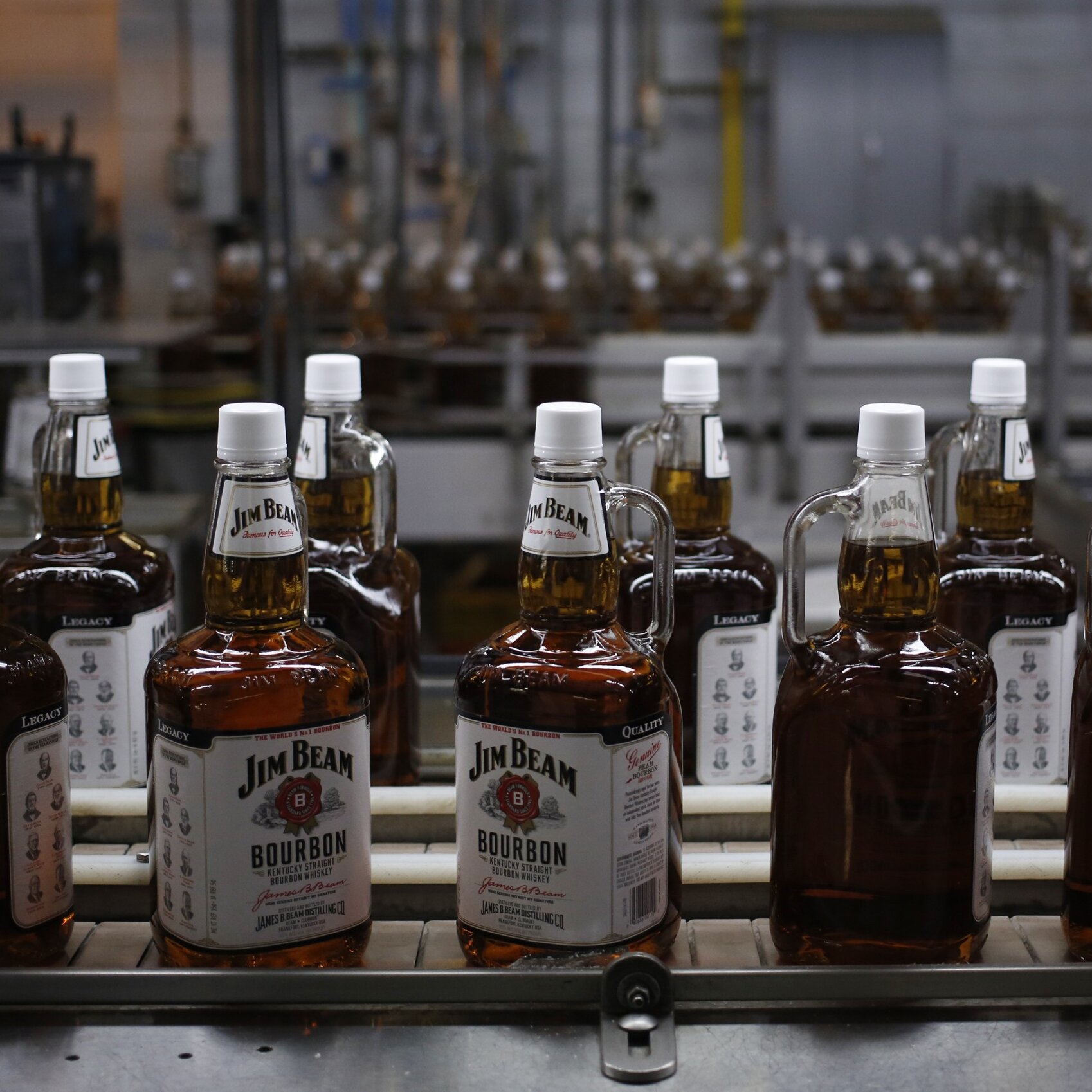Jim Beam Halts Production at Flagship Distillery as Whiskey and Bourbon Markets Struggle