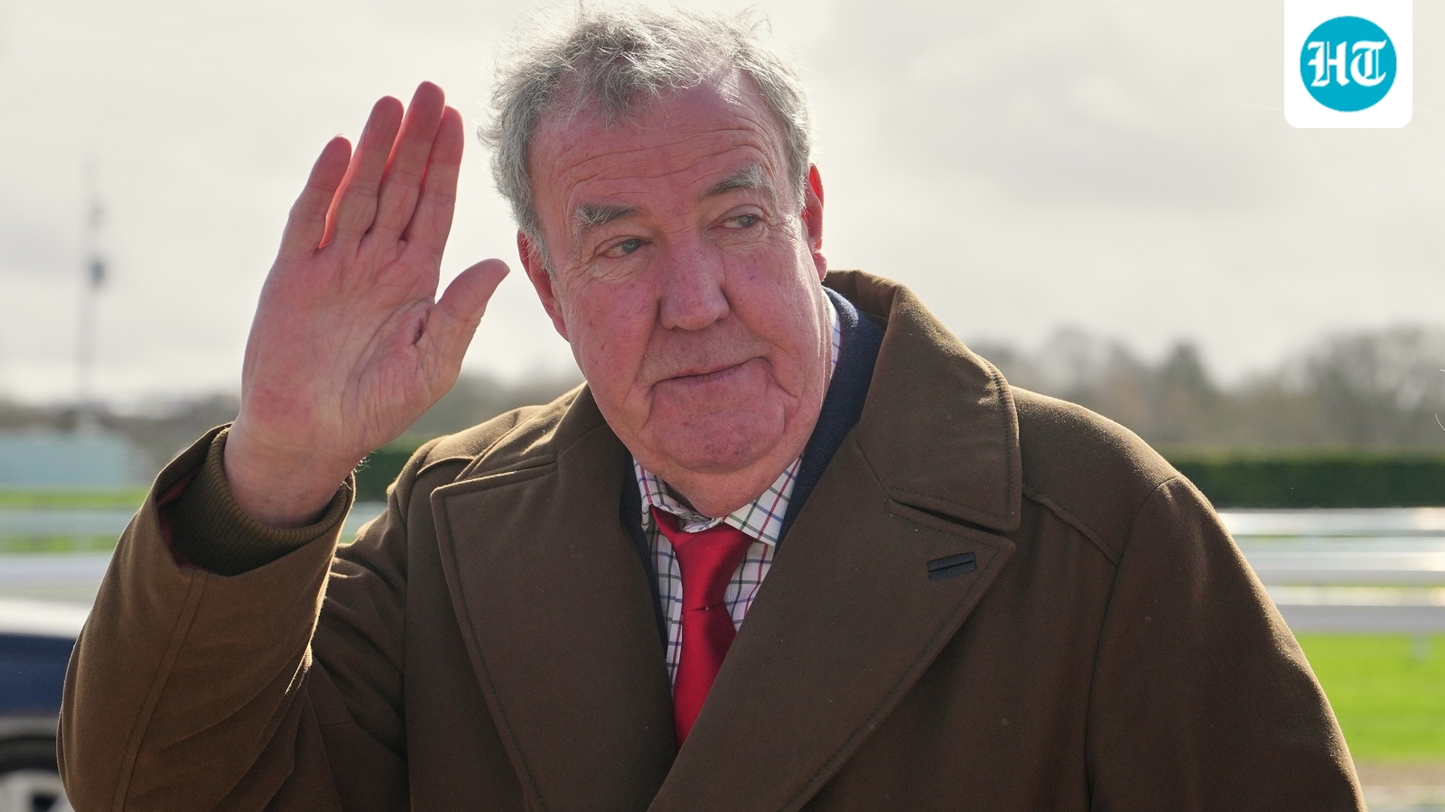 Jeremy Clarkson reveals cancer diagnosis on his show, leaving fans absolutely devastated: ‘You're so brave. I'm sorry’