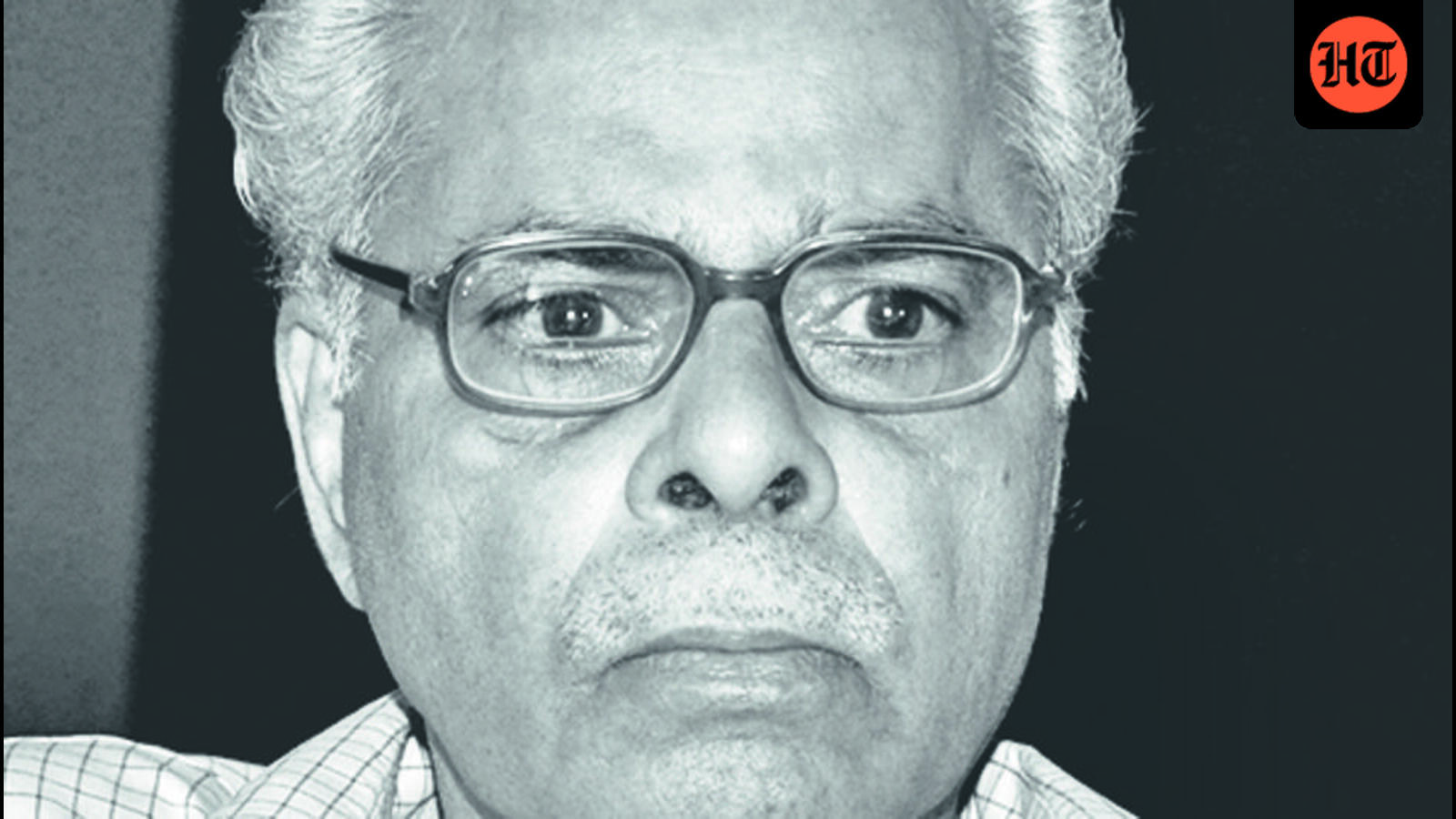 Renowned historian KN Panikkar dies at 89