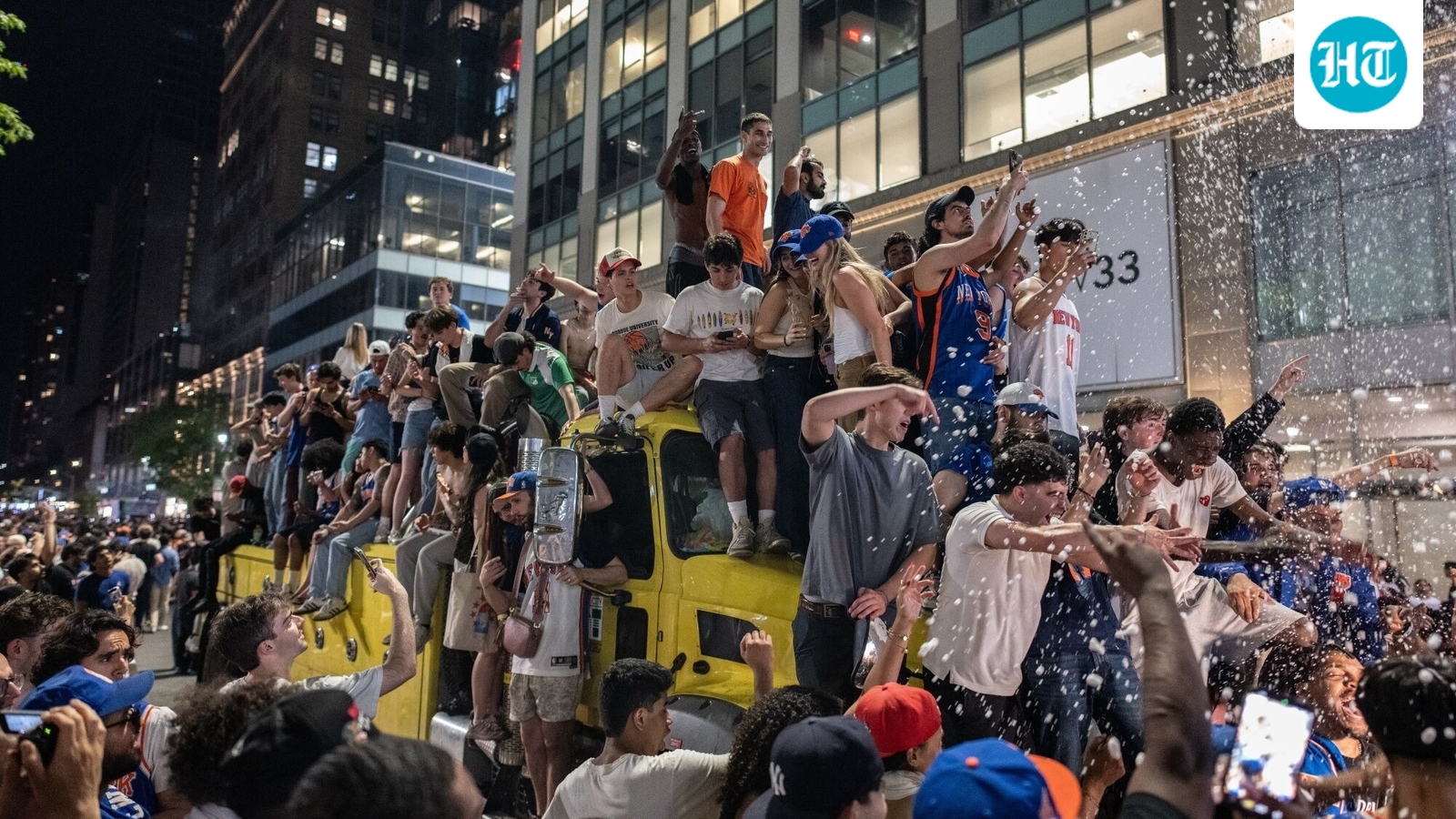 What time does the Knicks parade start Thursday? Check route, timing and livestream details