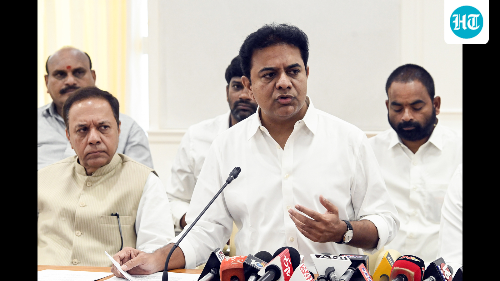 Formula E case: KTR among five charged