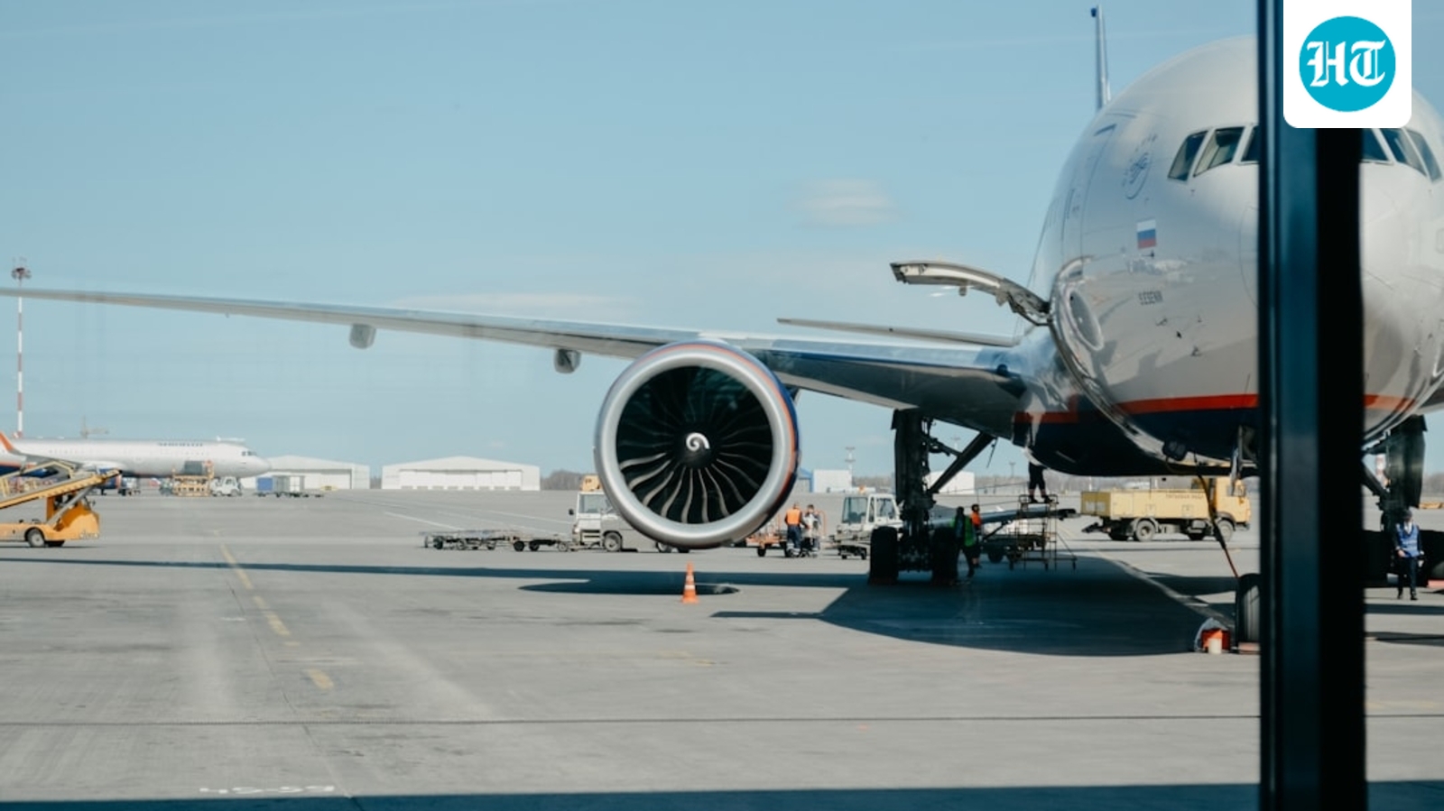 KCI Airport lockdown: List of flights delayed, canceled over New Year's Eve bomb threat