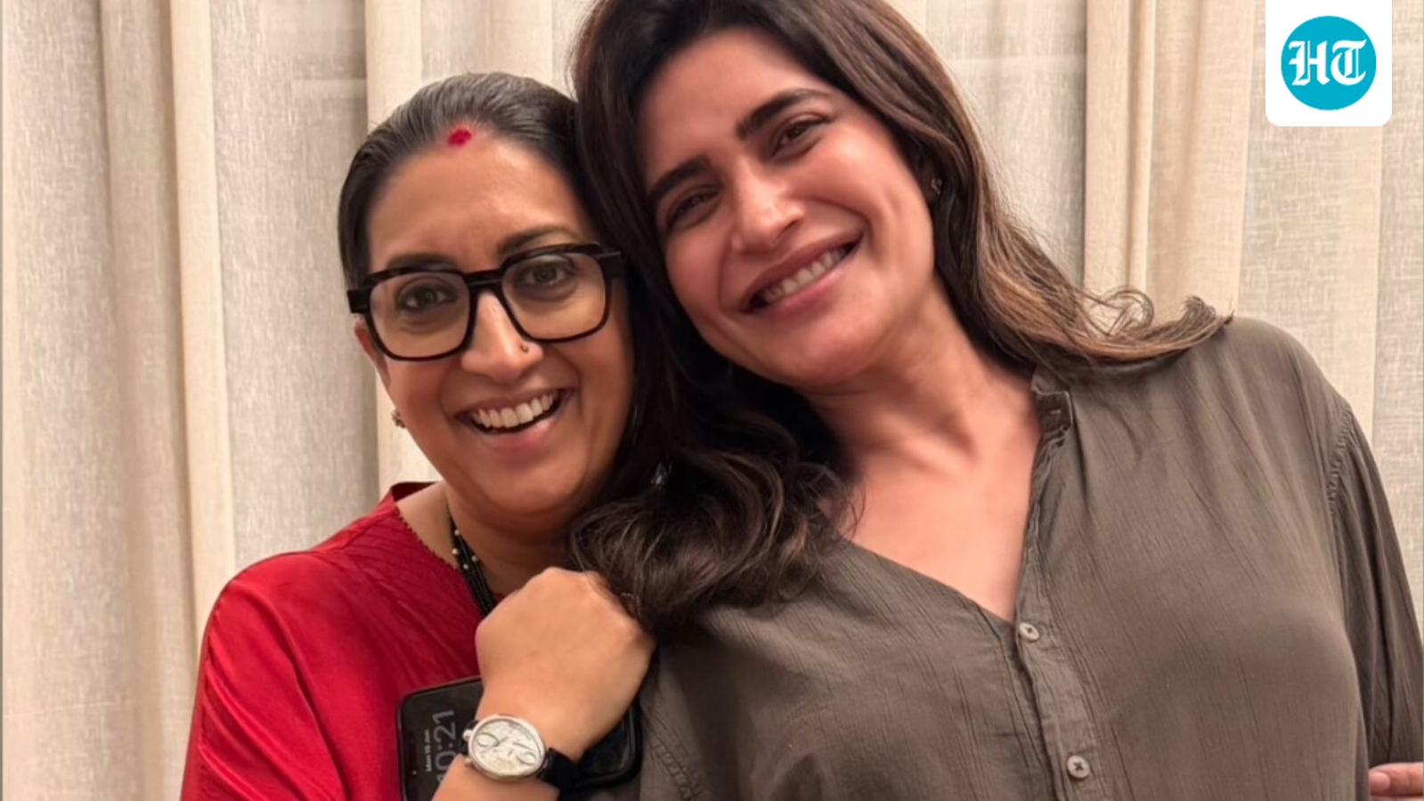 Karishma Tanna has a Kyunki Saas Bhi Kabhi Bahu Thi reunion with Smriti Irani; calls it a ‘full circle moment’. See pics
