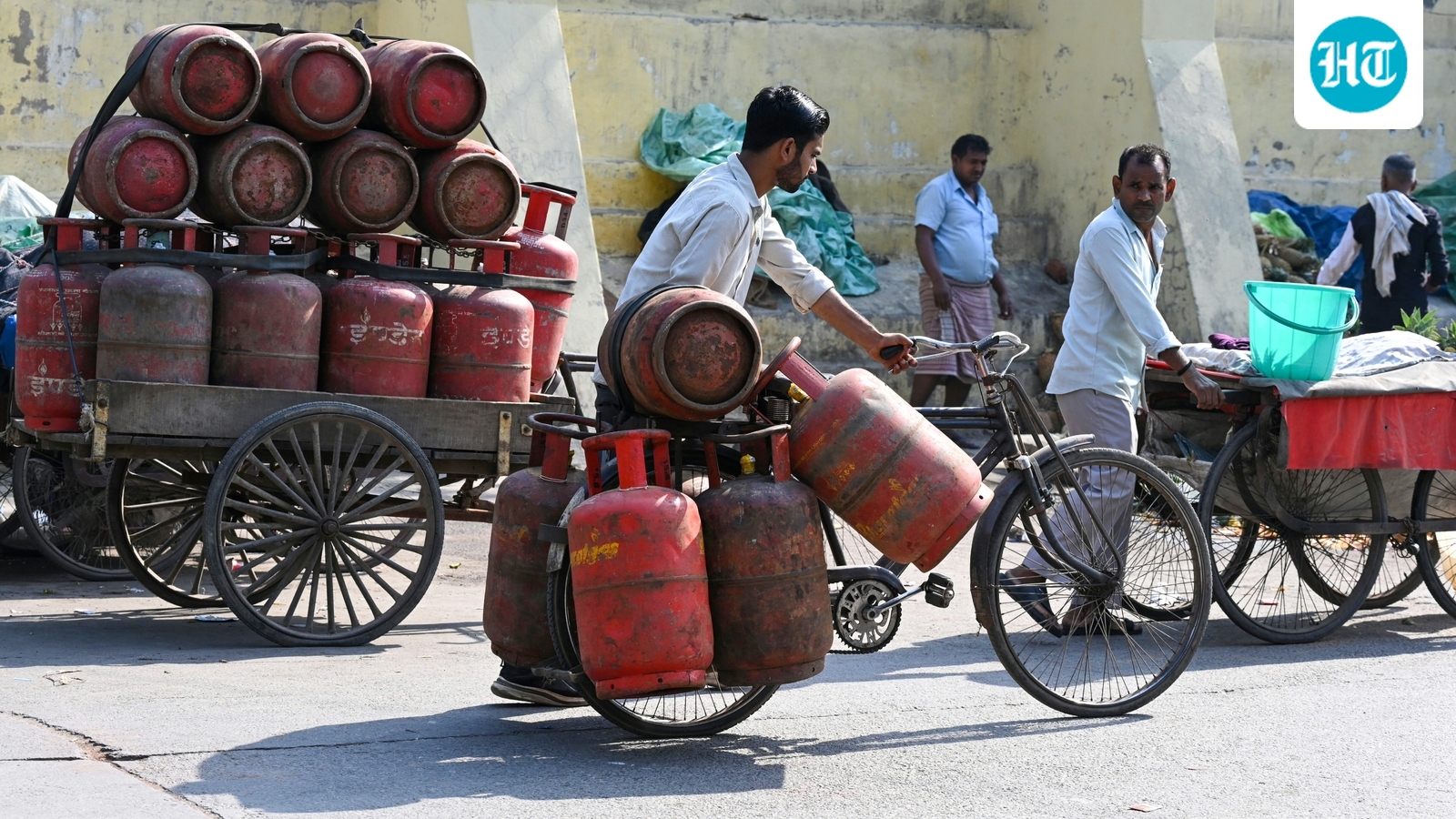 LPG price hiked again: Cooking gas rates increased by  ₹29, now for  ₹942 in Delhi