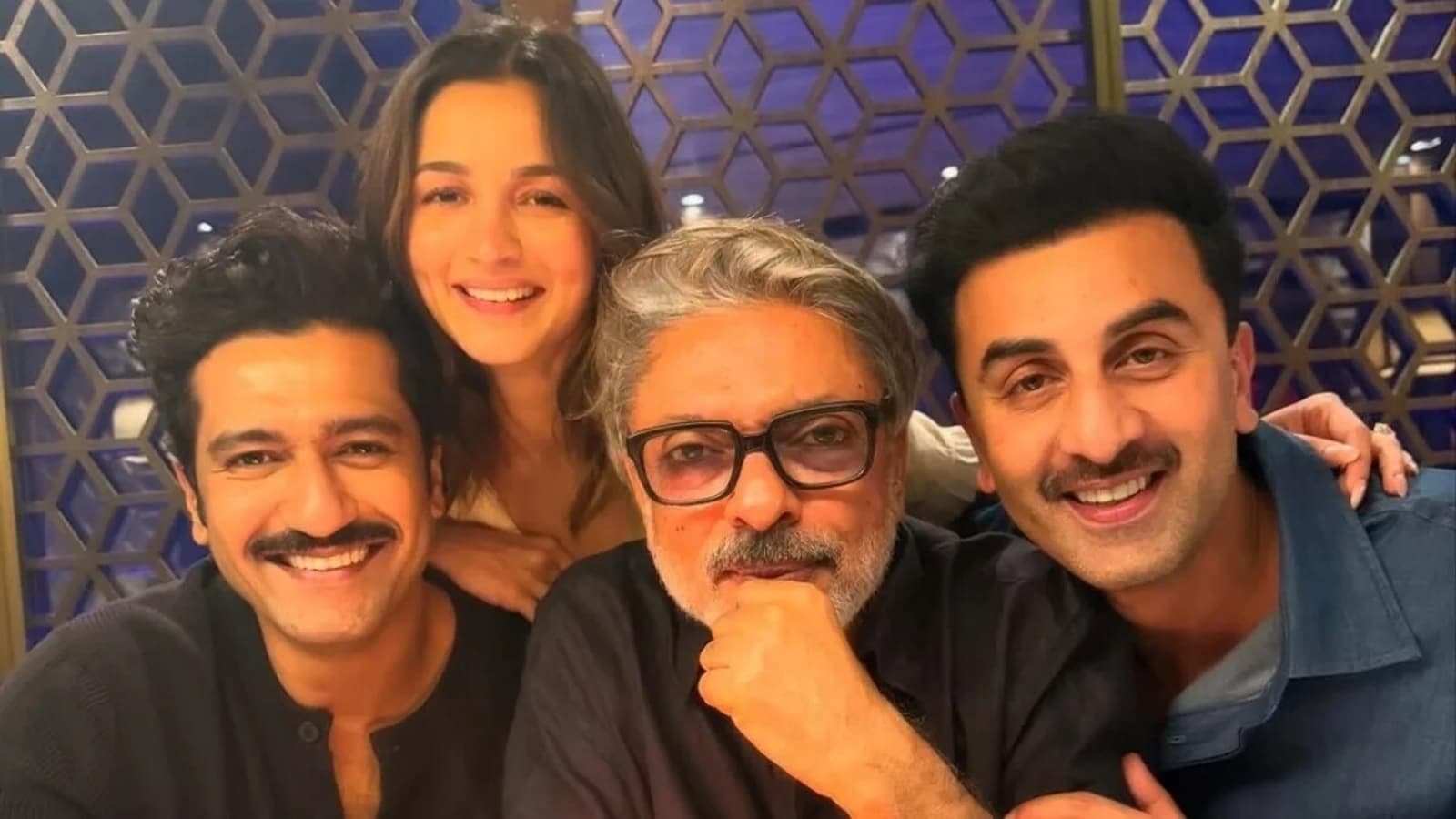 Sanjay Leela Bhansali's Alia Bhatt, Ranbir Kapoor, Vicky Kaushal-led Love and War to have a Sicilian climax