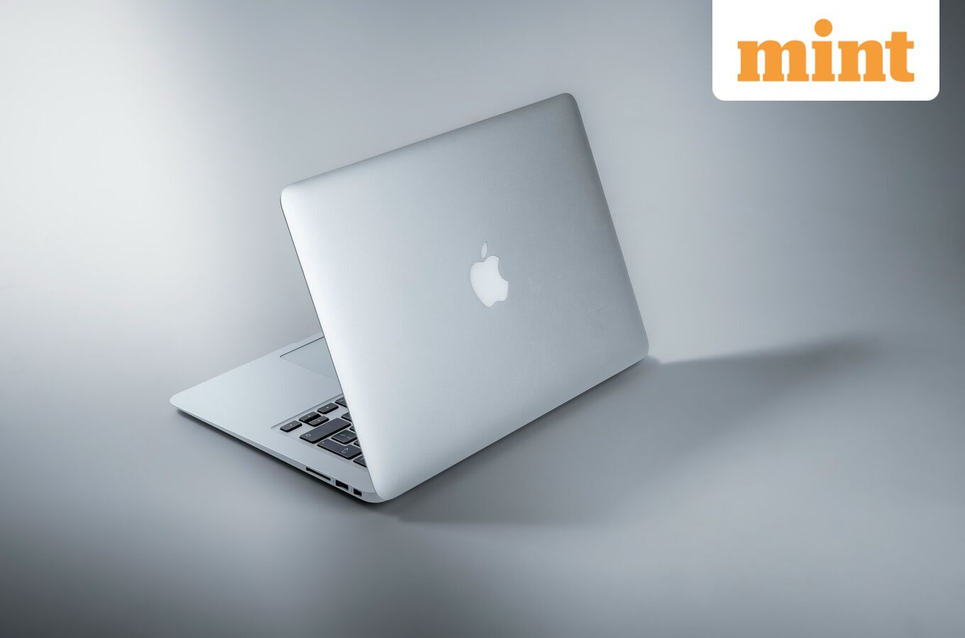 Flipkart Republic Day Sale ends today! Massive price drop on MacBooks on the last day