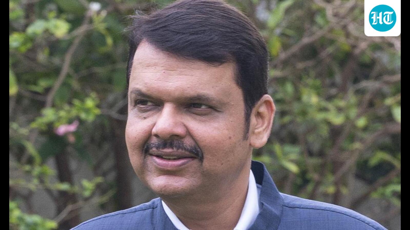 Fadnavis manages rebels during literary event, says sorry for phone use