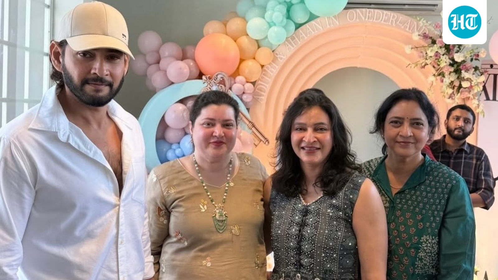 Mahesh Babu seen in rare picture with all 3 of his sisters, catches up with nephew Ashok Galla