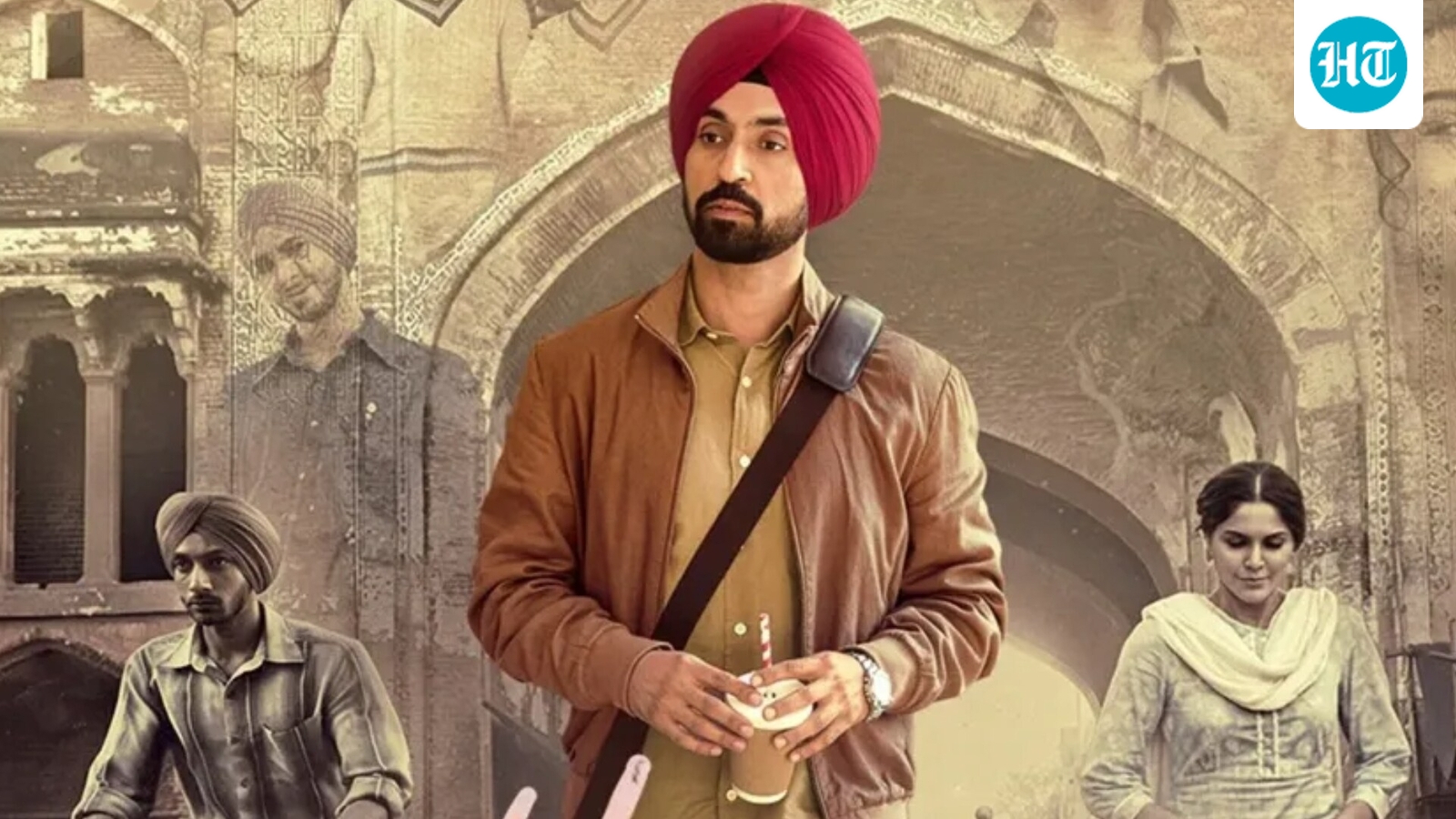 Diljit Dosanjh surprises Toronto fans with Main Vaapas Aaunga trailer during AURA tour; fans say ‘what a moment’. Watch