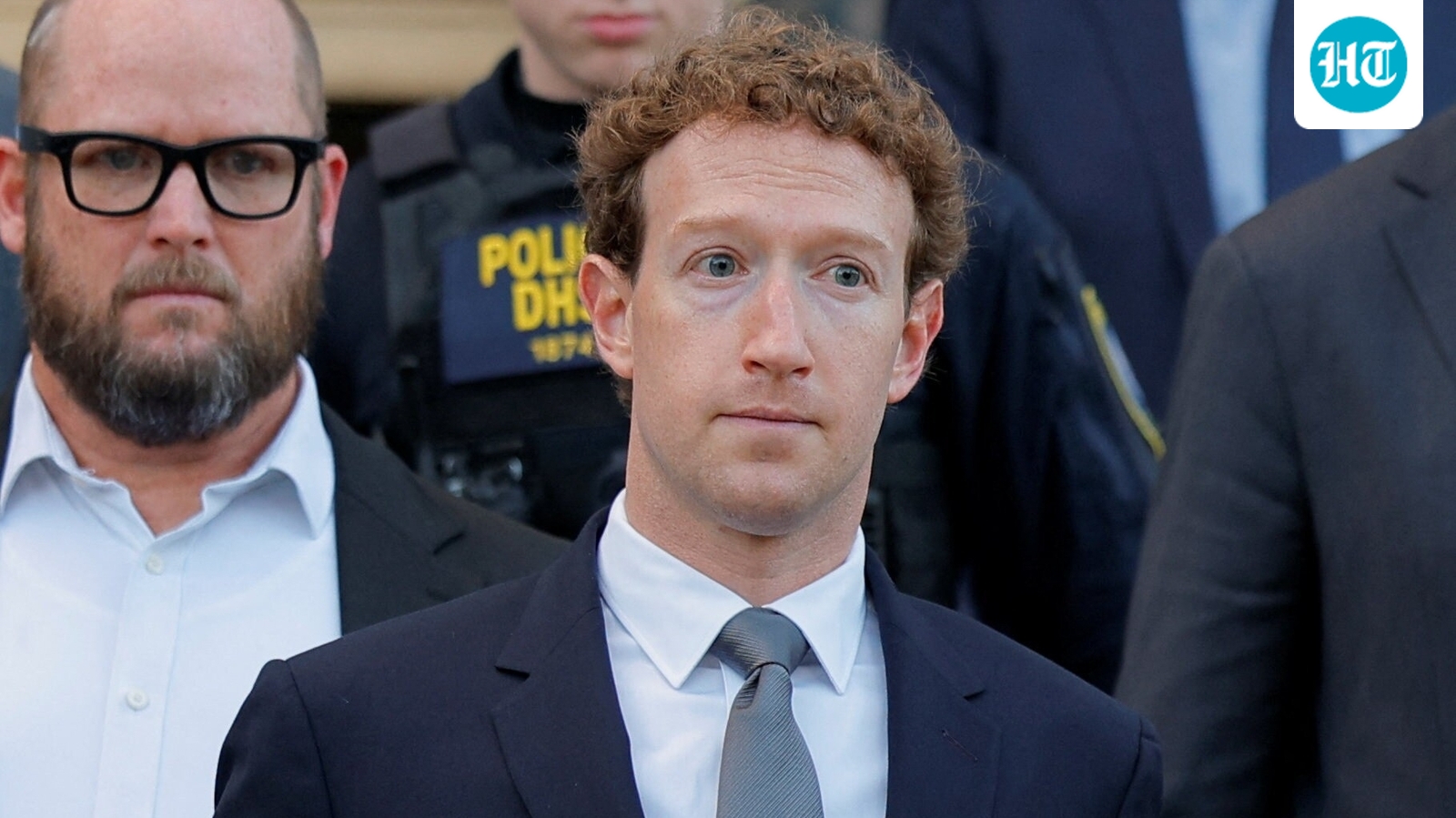 Why Mark Zuckerberg, Tim Cook want to buy the Seahawks. 5 simple reasons