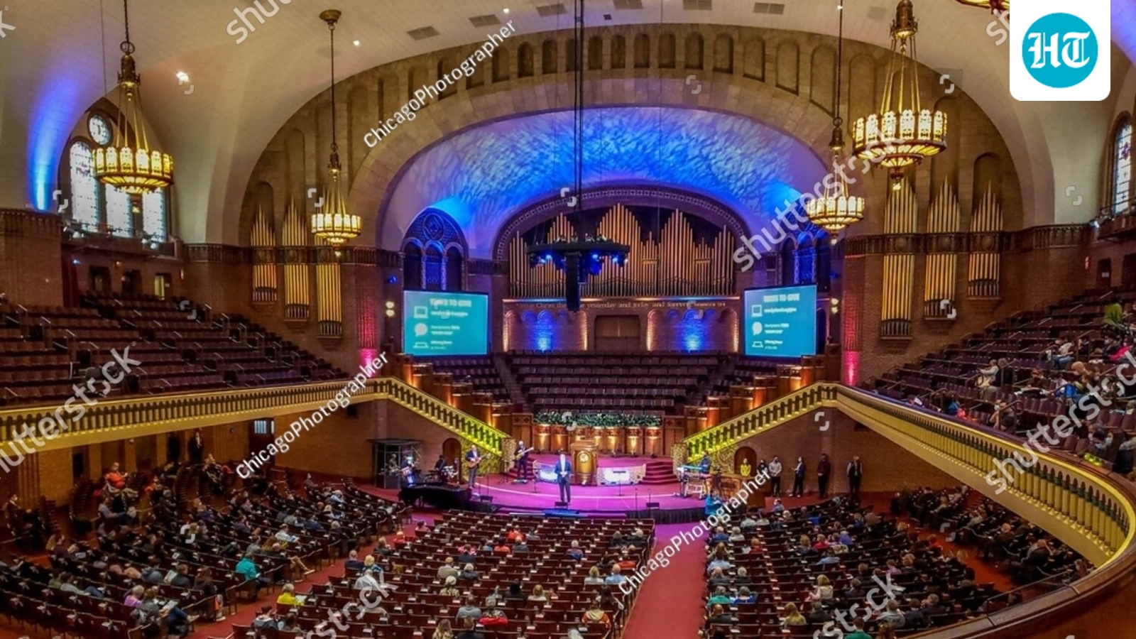 The economics of megachurches