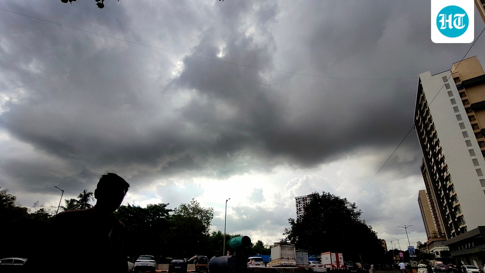 Monsoon inches forward after stalling, set to hit Mumbai in next 48 hours