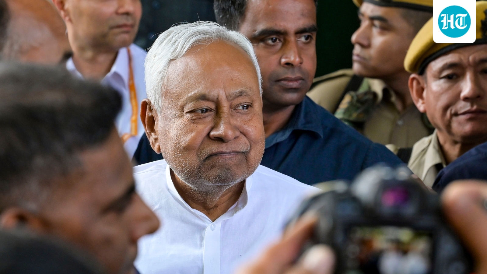 Bihar CM Announcement LIVE: Nitish Kumar likely to resign today; BJP to name its choice of chief minister