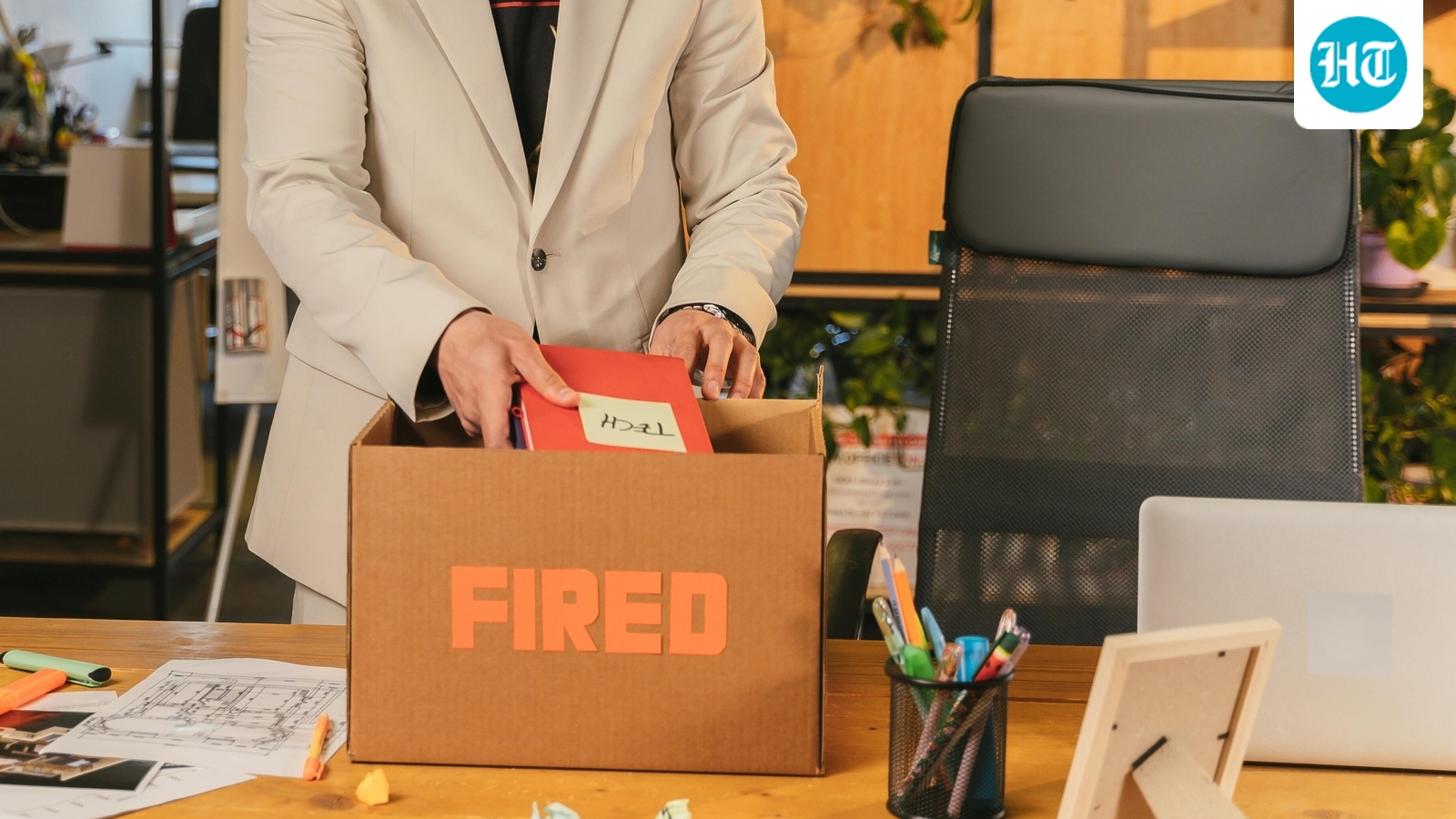 ‘Oracle’ effect: Mass layoffs force family in US to reverse migrate to India