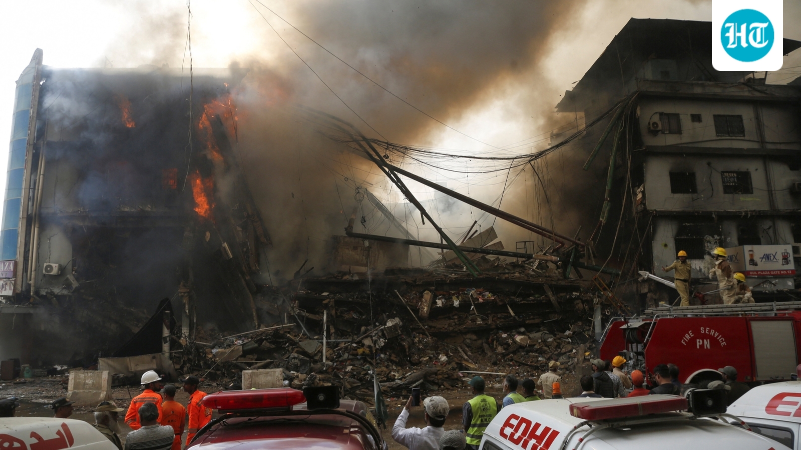 Pakistan: Death toll rises to 10 after Karachi's Gul Plaza fire; 60 still missing