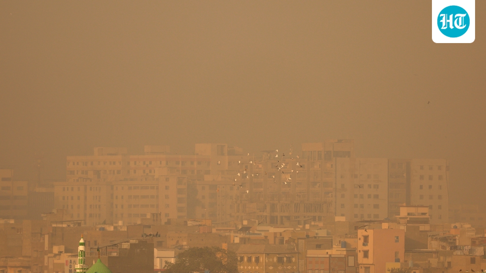 Karachi ranked 4th most polluted city in the world as ‘hazardous’ smog sets in